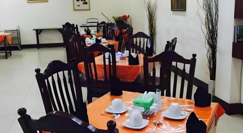 Hotel Dynasty Tarakan Exterior photo