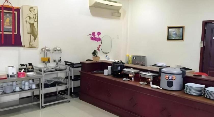 Hotel Dynasty Tarakan Exterior photo