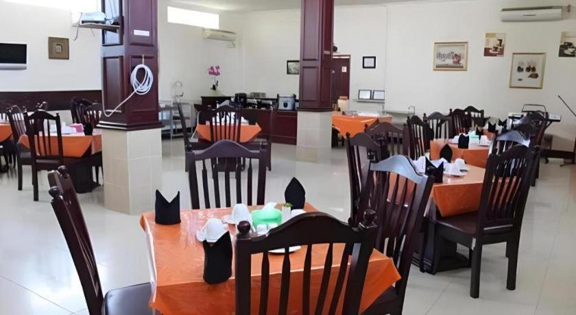 Hotel Dynasty Tarakan Exterior photo